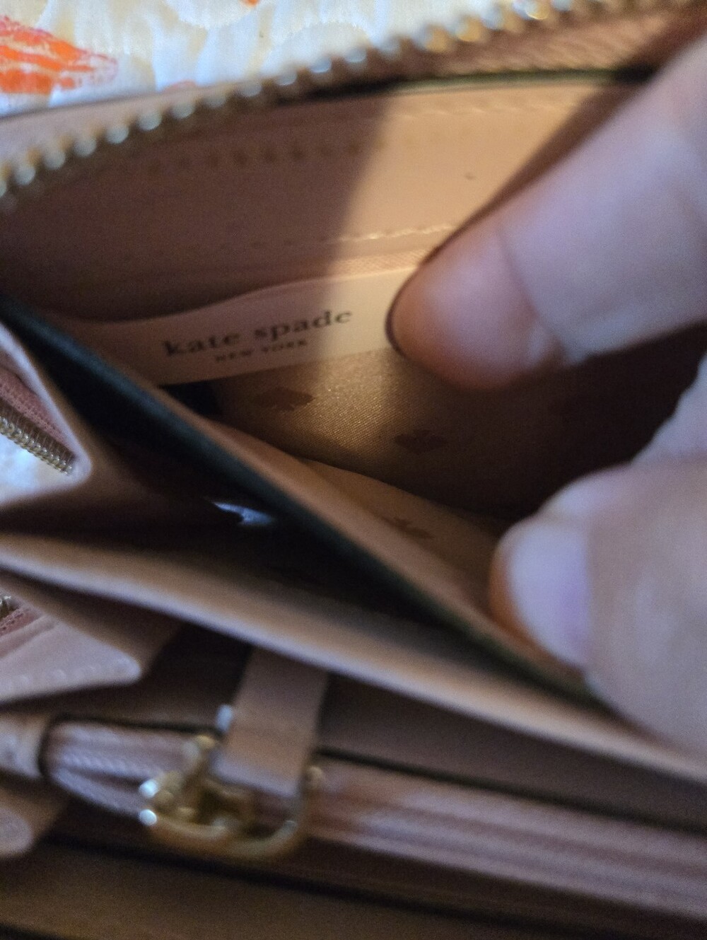 Kate Spade Jeanne Large Continental Leather Wallet - Warm Vellum / Black - Picture 4 of 11